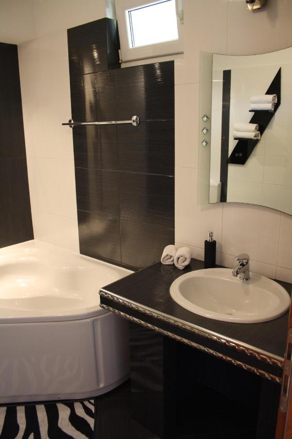 Lux Villa Fiume Esterno foto