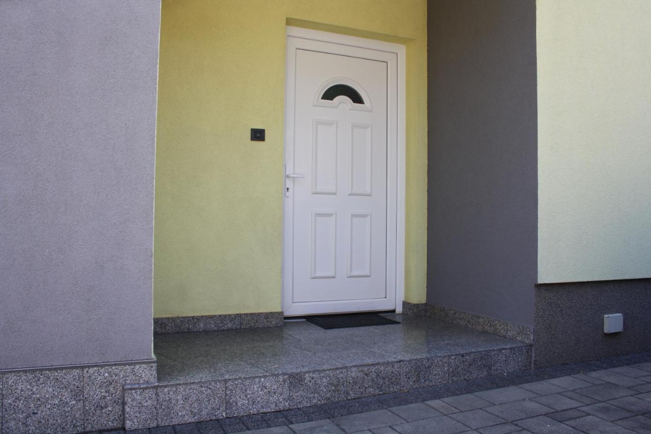 Lux Villa Fiume Esterno foto